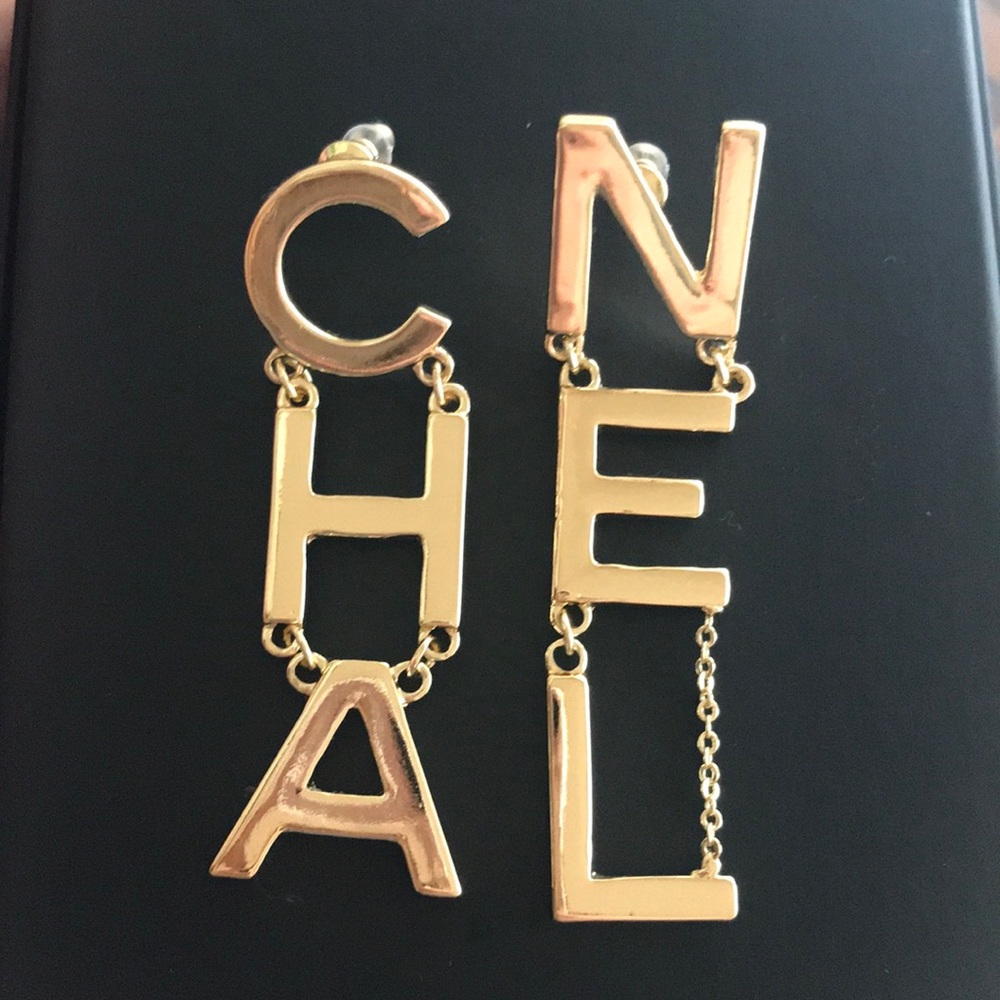 CHA  NEL earrings